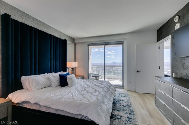 322 Karen Avenue 3902, Las Vegas, NV 89109