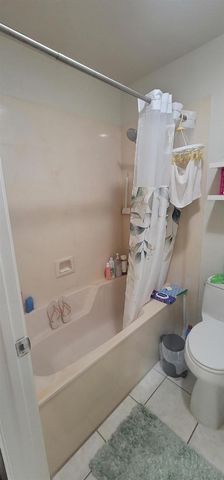 8558 Summerdale Rd 133, San Diego, CA 92126