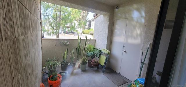 8558 Summerdale Rd 133, San Diego, CA 92126