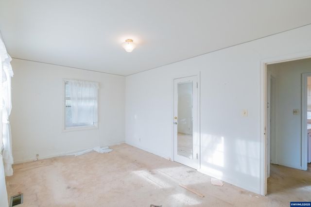 583 Manbrin Dr N, Keizer, OR 97303