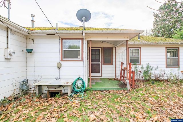 583 Manbrin Dr N, Keizer, OR 97303