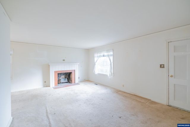 583 Manbrin Dr N, Keizer, OR 97303