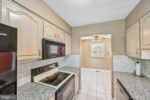 46 TRINITY TURN, Willingboro, NJ 08046