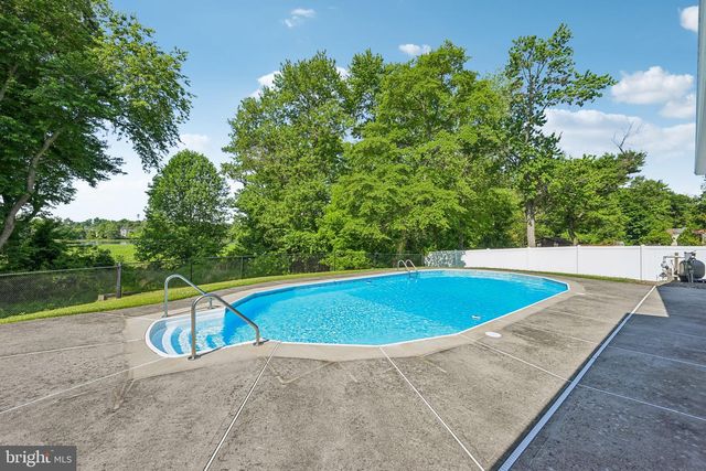 46 TRINITY TURN, Willingboro, NJ 08046