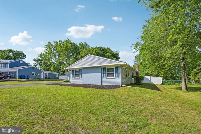 46 TRINITY TURN, Willingboro, NJ 08046