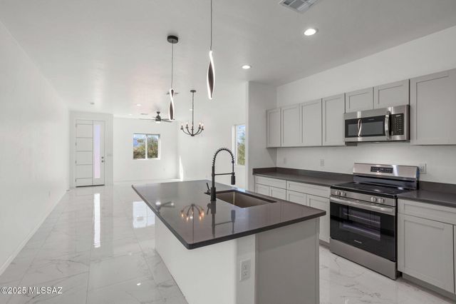 1853 Calle Virginia, Rio Rico, AZ 85648