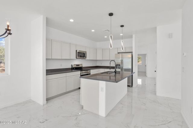 1853 Calle Virginia, Rio Rico, AZ 85648