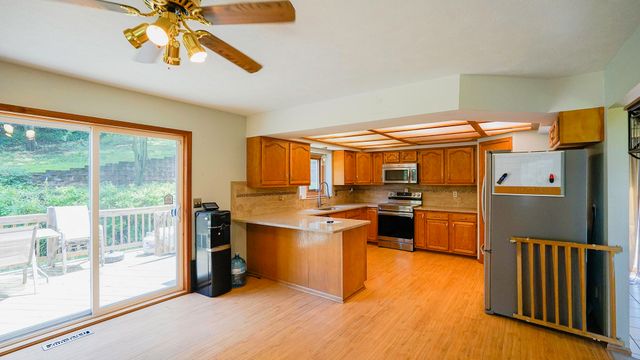 12075 WALDON Circle, Council Bluffs, IA 51503