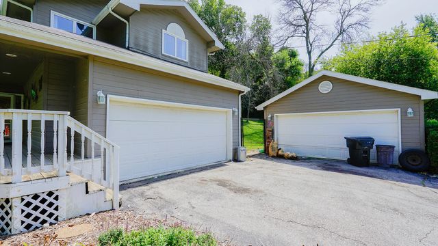 12075 WALDON Circle, Council Bluffs, IA 51503