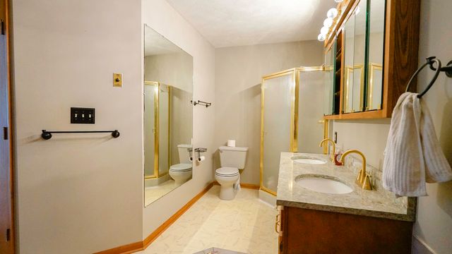 12075 WALDON Circle, Council Bluffs, IA 51503