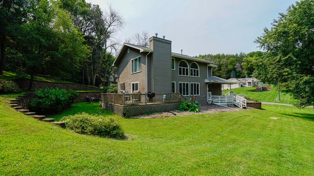 12075 WALDON Circle, Council Bluffs, IA 51503