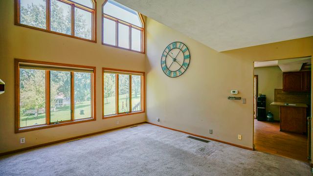 12075 WALDON Circle, Council Bluffs, IA 51503