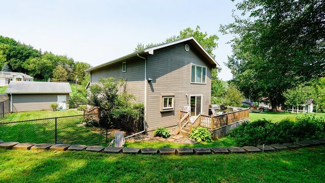 12075 WALDON Circle, Council Bluffs, IA 51503