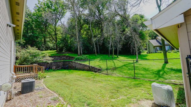 12075 WALDON Circle, Council Bluffs, IA 51503