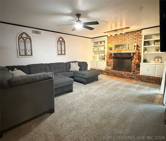 1507 Sunny Lane, Ardmore, OK 73401