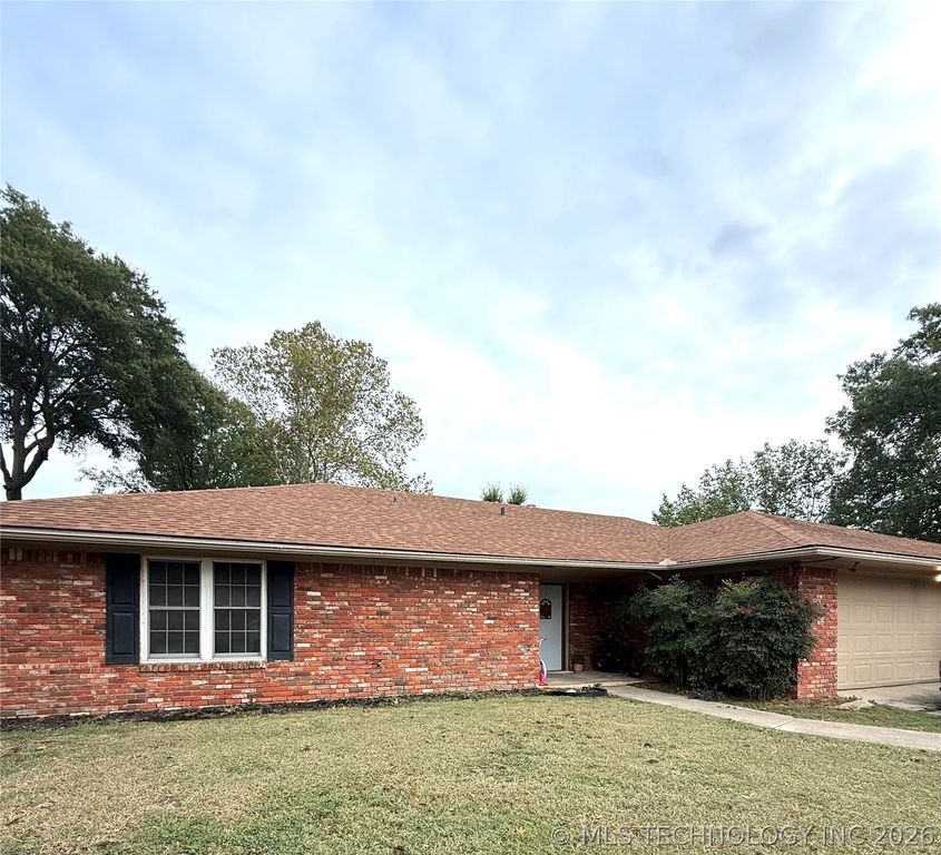1507 Sunny Lane, Ardmore, OK 73401