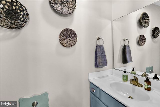 14 WEISER CT, Womelsdorf, PA 19567