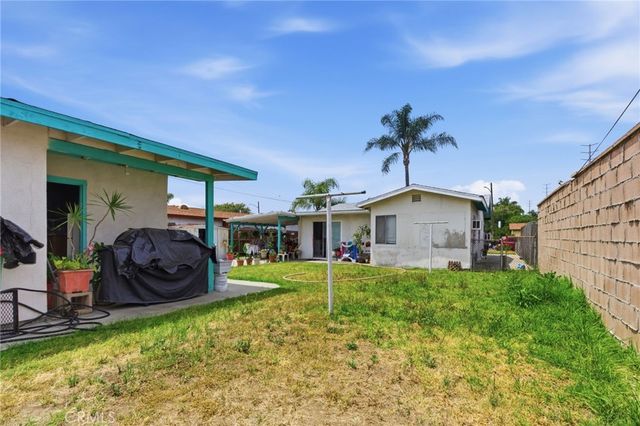 5538 N Aspan, Azusa, CA 91702