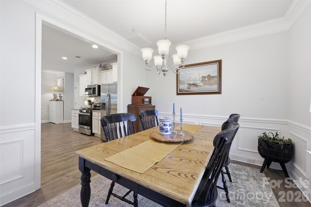 189 Hunters Hill Drive, Statesville, NC 28677