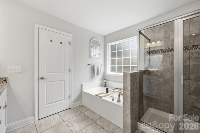 189 Hunters Hill Drive, Statesville, NC 28677