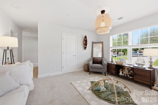 189 Hunters Hill Drive, Statesville, NC 28677
