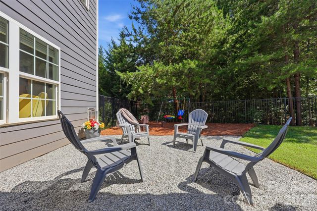 189 Hunters Hill Drive, Statesville, NC 28677