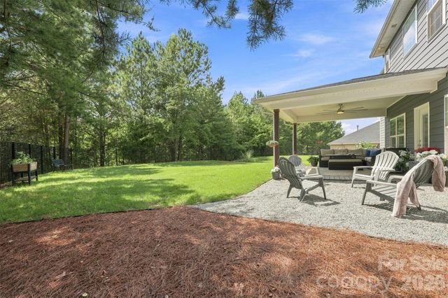 189 Hunters Hill Drive, Statesville, NC 28677