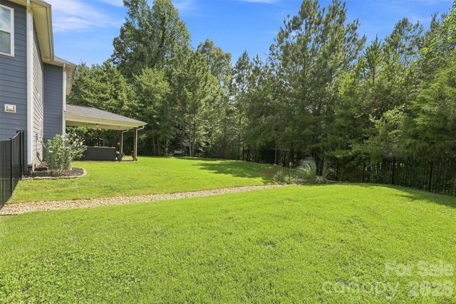 189 Hunters Hill Drive, Statesville, NC 28677