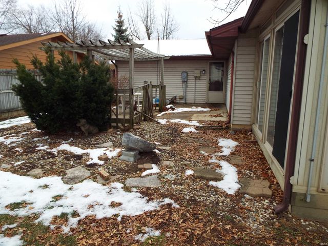 1110 Trick Avenue, Fort Wayne, IN 46808