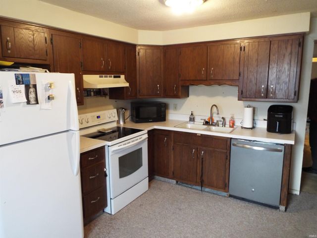 1110 Trick Avenue, Fort Wayne, IN 46808