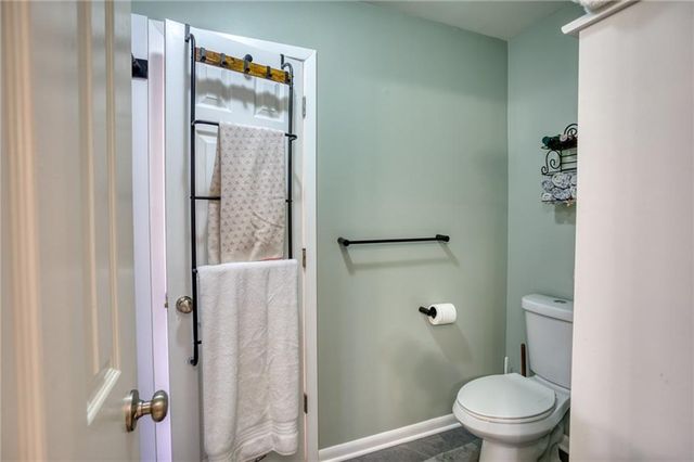 5122 Lamar Avenue, Mission, KS 66202