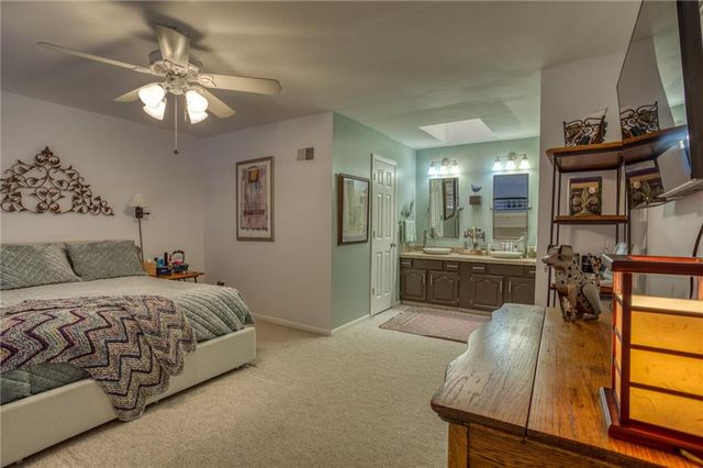 5122 Lamar Avenue, Mission, KS 66202