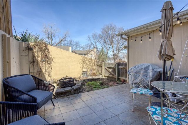 5122 Lamar Avenue, Mission, KS 66202