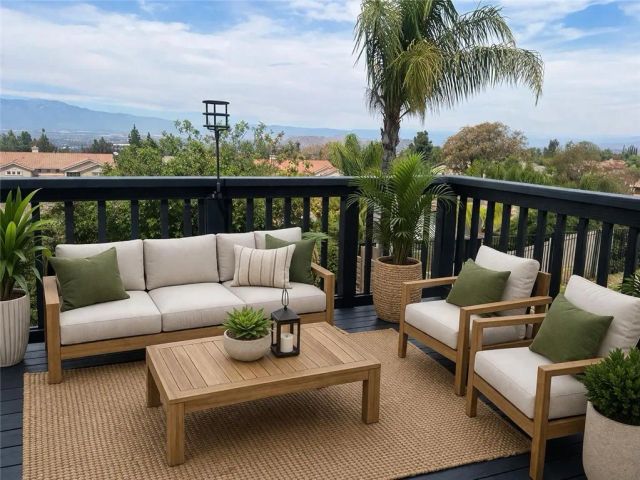 731 Raphael, Corona, CA 92882