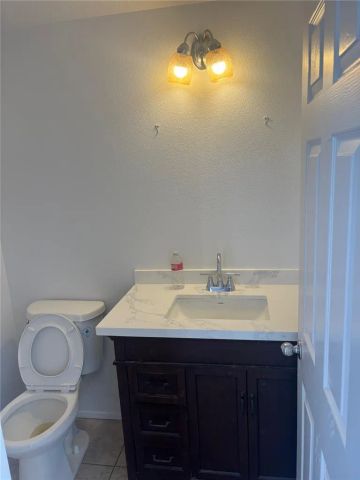 731 Raphael, Corona, CA 92882