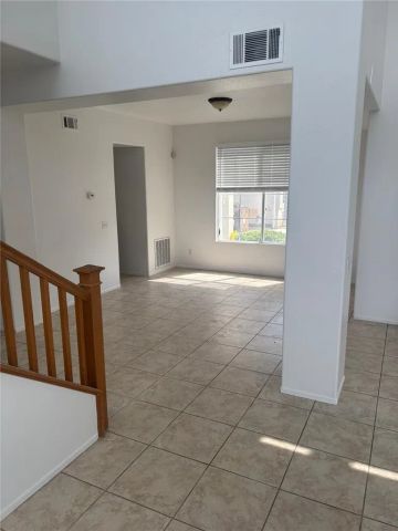 731 Raphael, Corona, CA 92882