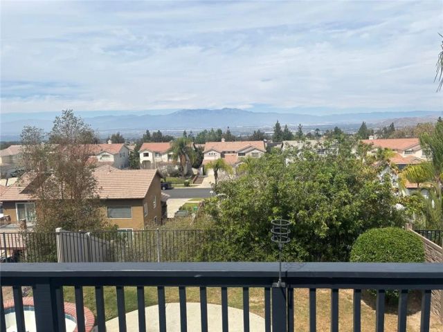 731 Raphael, Corona, CA 92882