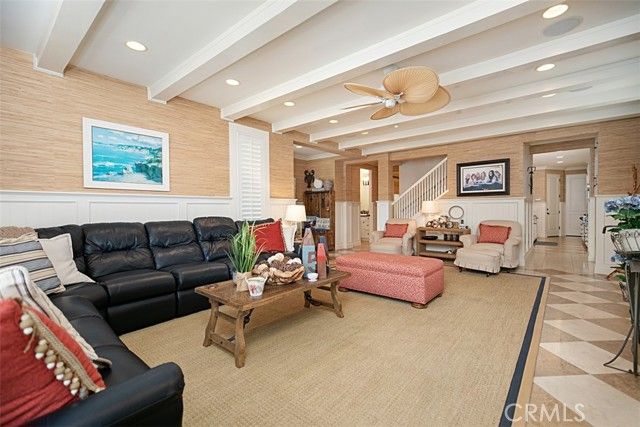 208 E Balboa Boulevard, Newport Beach, CA 92661