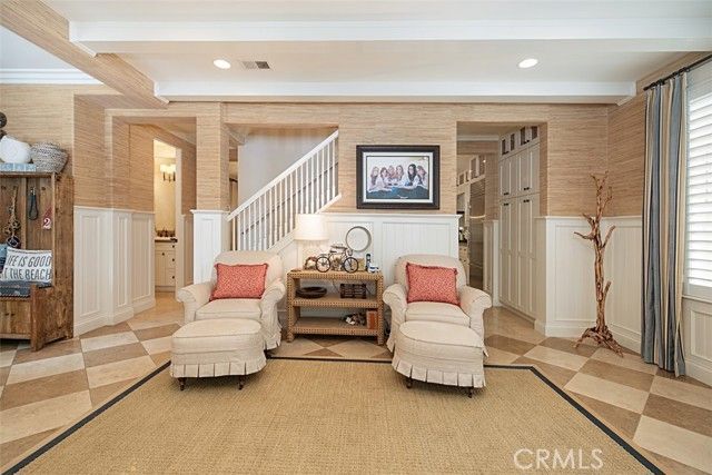 208 E Balboa Boulevard, Newport Beach, CA 92661