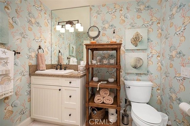 208 E Balboa Boulevard, Newport Beach, CA 92661