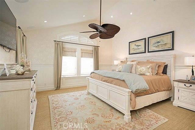 208 E Balboa Boulevard, Newport Beach, CA 92661