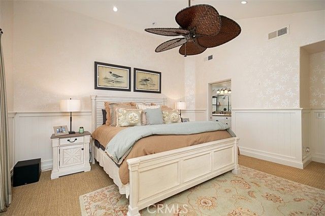 208 E Balboa Boulevard, Newport Beach, CA 92661