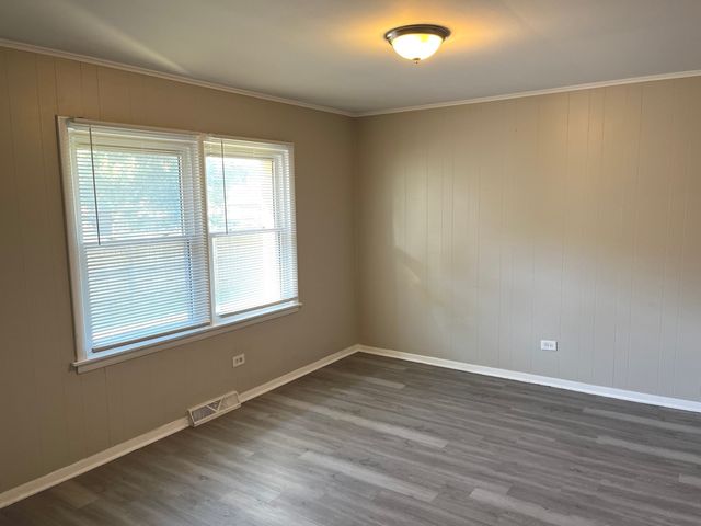 17120 University Avenue, South Holland, IL 60473