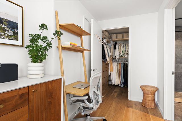 29 HURON Street 6CW, New York City, NY 11222