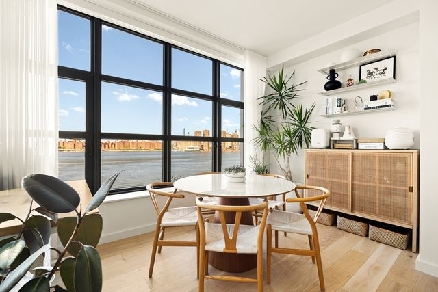 29 HURON Street 6CW, New York City, NY 11222