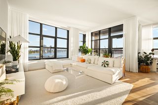 29 HURON Street 6CW, New York City, NY 11222