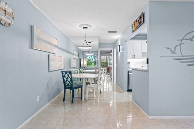 35 Vista Gardens Trail 204, Vero Beach, FL 32962