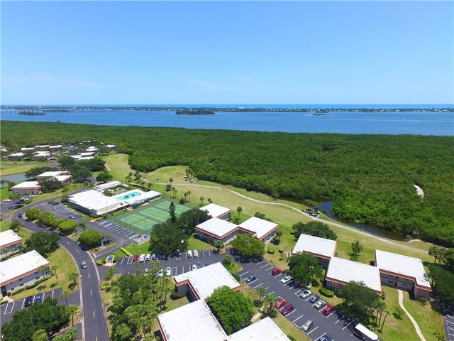 35 Vista Gardens Trail 204, Vero Beach, FL 32962