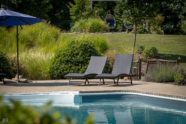 12980 W Mount Healthy Road, Columbus, IN 47201