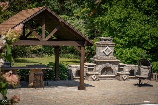 12980 W Mount Healthy Road, Columbus, IN 47201